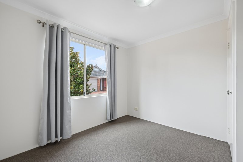 Photo - 13/10 Delamere Way, Camillo WA 6111 - Image 14