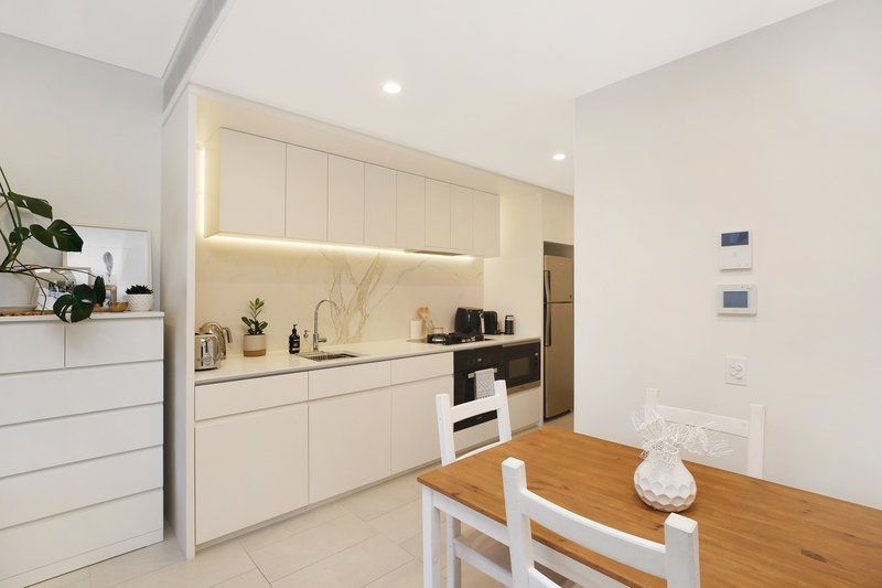 Photo - 1310/18-20 Ocean Street North, Bondi NSW 2026 - Image 3