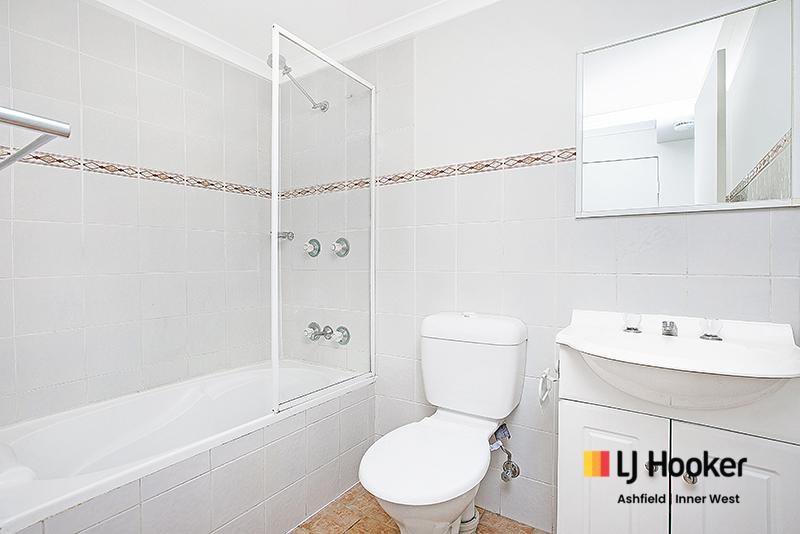 Photo - 13/106 Elizabeth Street, Ashfield NSW 2131 - Image 4