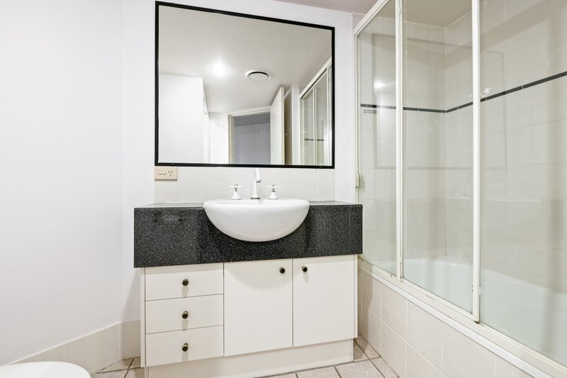 Photo - 13/108 Sydney Street, New Farm QLD 4005 - Image 11