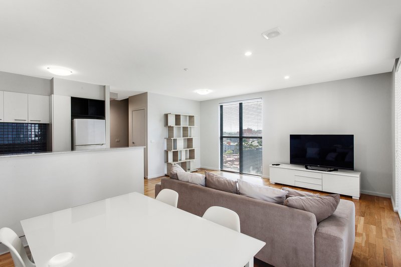 Photo - 1310/87 Franklin Street, Melbourne VIC 3000 - Image 1