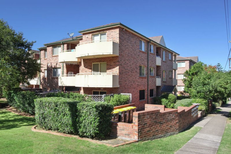 Photo - 13/11 Oxford Street, Blacktown NSW 2148 - Image 1