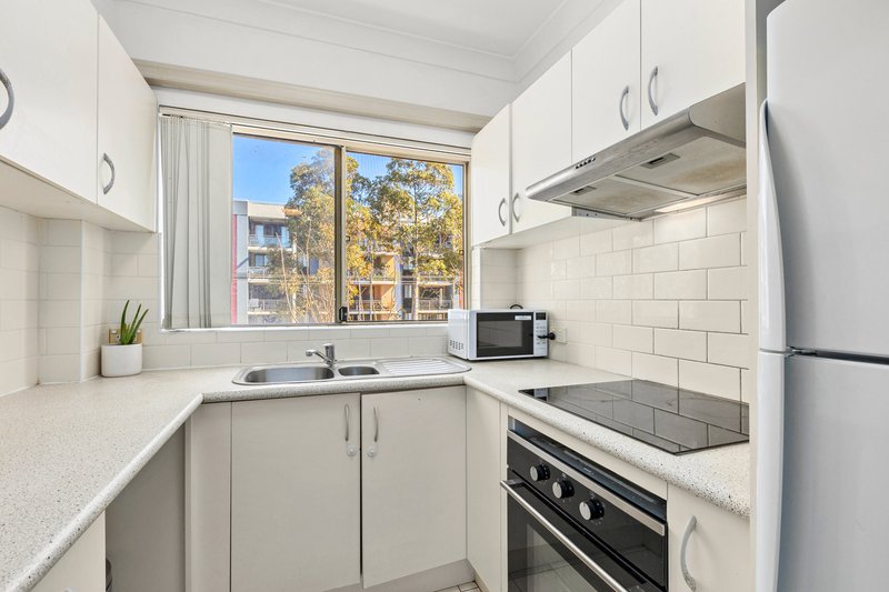 Photo - 13/11 Oxford Street, Blacktown NSW 2148 - Image 5