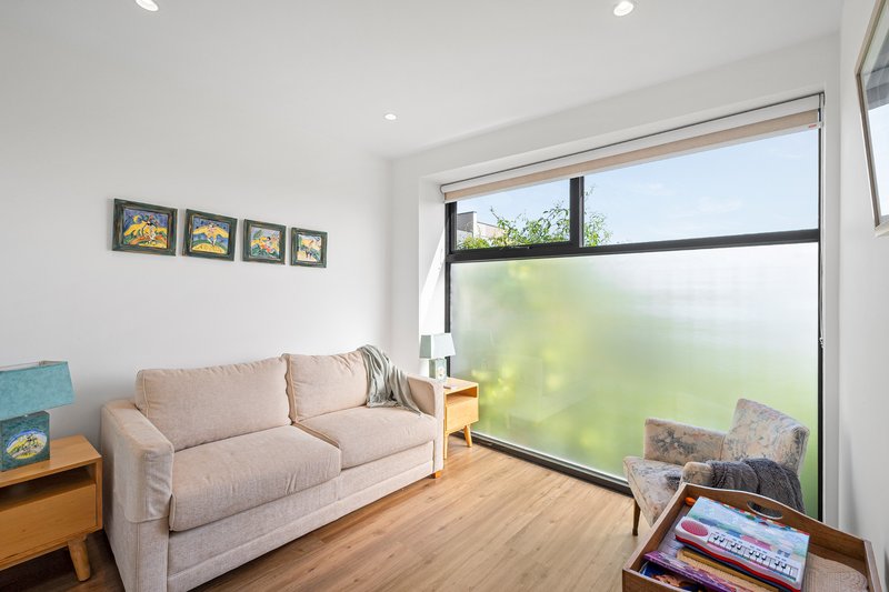 Photo - 13/11 Saint Georges Avenue, Bentleigh East VIC 3165 - Image 5