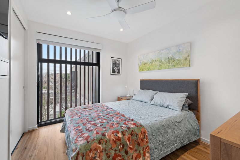 Photo - 13/11 Saint Georges Avenue, Bentleigh East VIC 3165 - Image 6