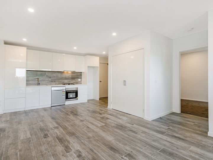 Photo - 13/11 Tulip Crescent, Boronia VIC 3155 - Image 2