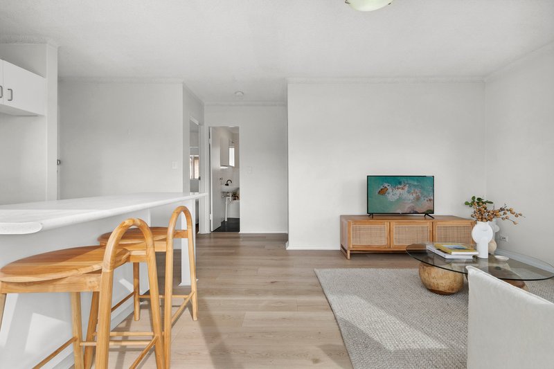 Photo - 13/11 Westminster Avenue, Dee Why NSW 2099 - Image 5