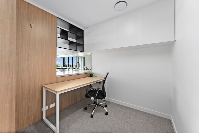 Photo - 1311/1 Network Place, North Ryde NSW 2113 - Image 7