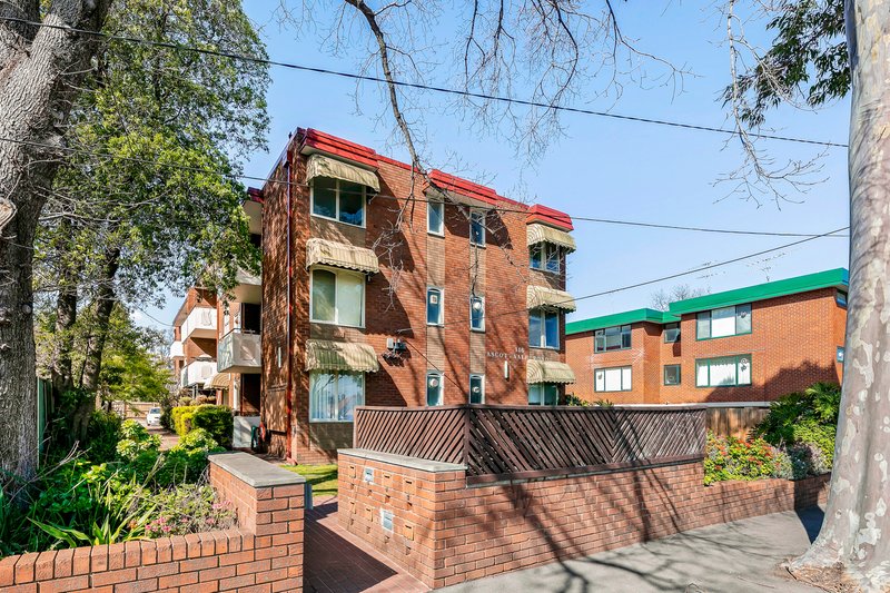 Photo - 13/112-116 Ascot Vale Road, Flemington VIC 3031 - Image 1