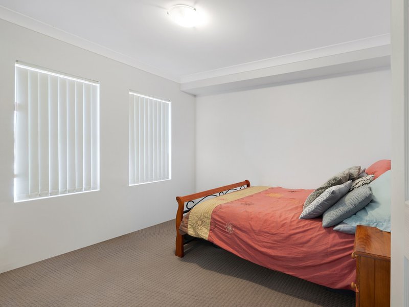 Photo - 13/12-14 Gladstone Avenue, Wollongong NSW 2500 - Image 8