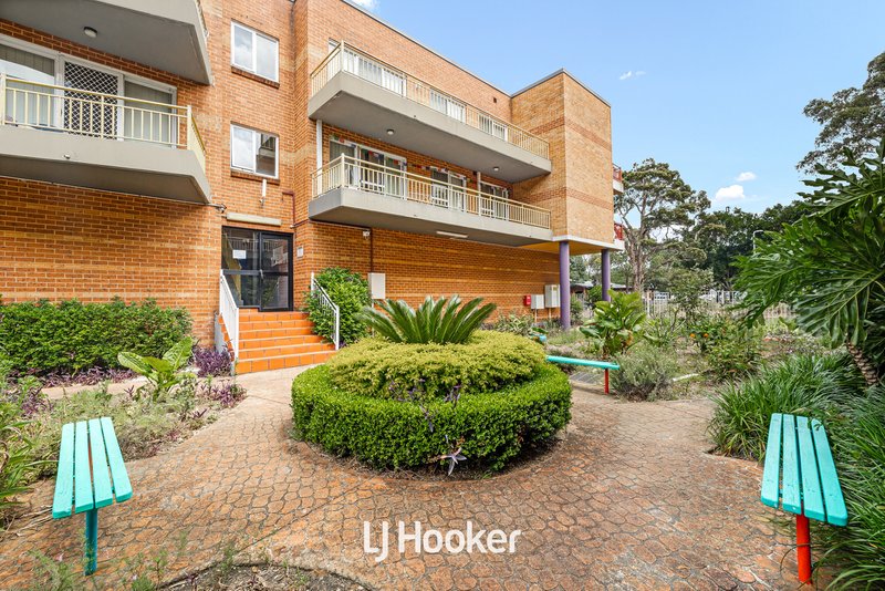 Photo - 13/12-16 Toongabbie Road, Toongabbie NSW 2146 - Image 8