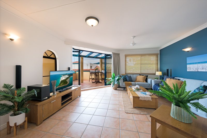 Photo - 13/12 Golden Orchid Drive, Airlie Beach QLD 4802 - Image 2