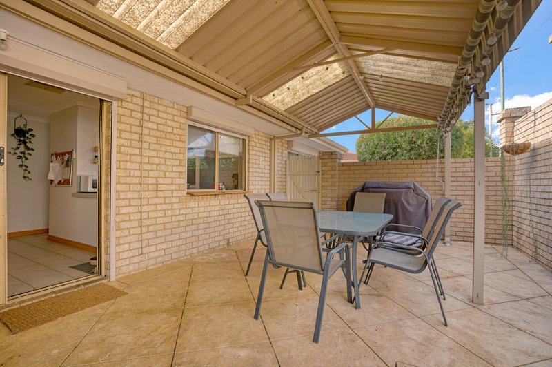 Photo - 1/312 Grand Promenade, Dianella WA 6059 - Image 10