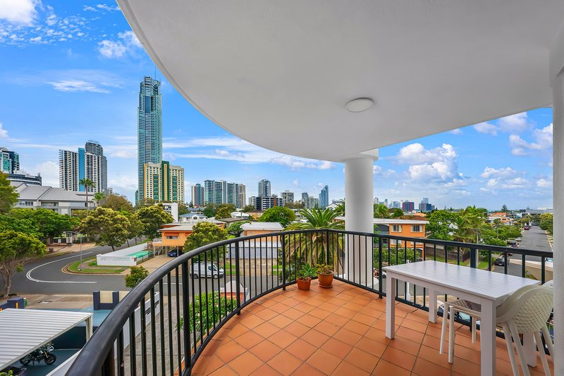 13/12 Paradise Island, Surfers Paradise QLD 4217