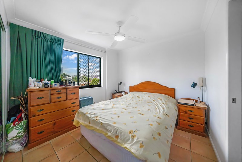 Photo - 13/12 Paradise Island, Surfers Paradise QLD 4217 - Image 11