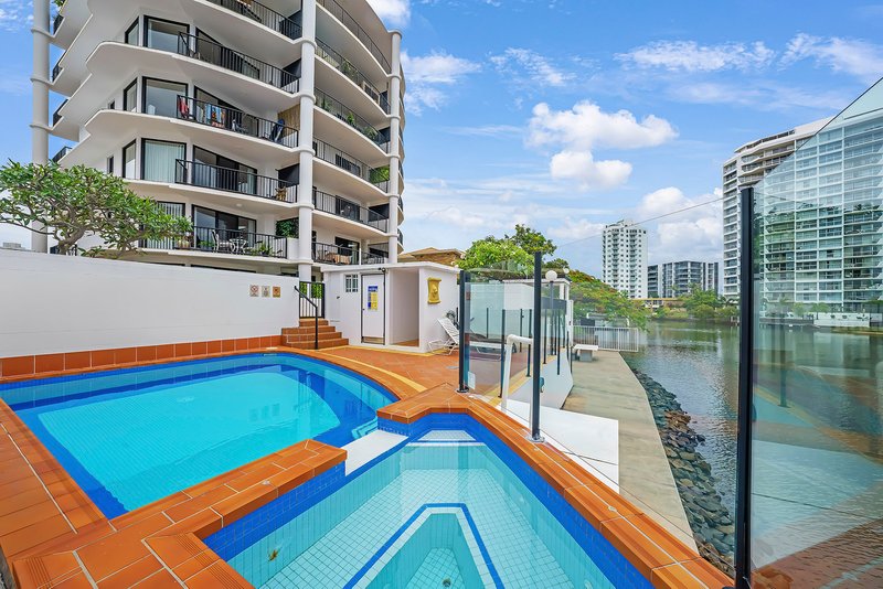 Photo - 13/12 Paradise Island, Surfers Paradise QLD 4217 - Image 13