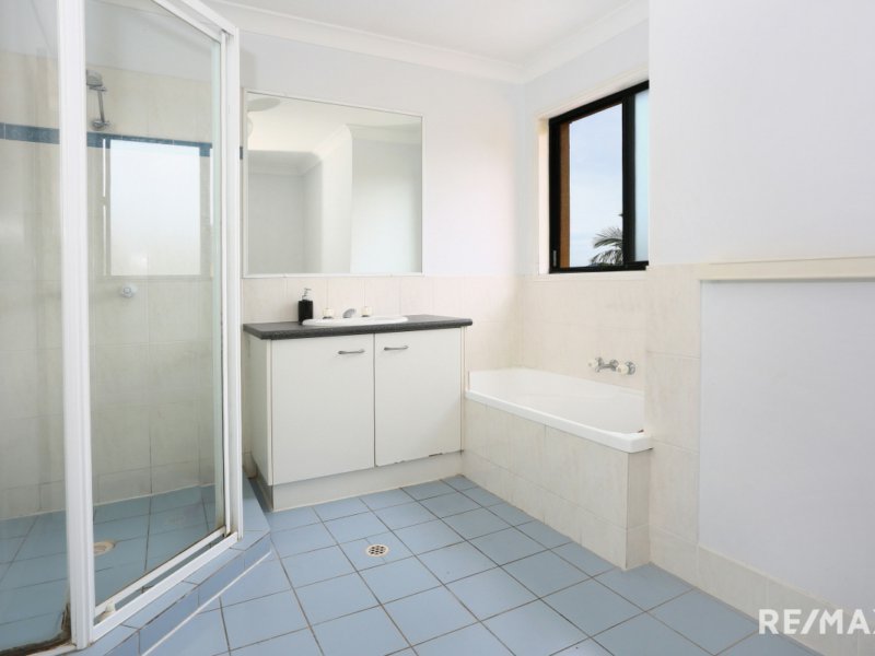 Photo - 13/120 Highfield Drive, Merrimac QLD 4226 - Image 7