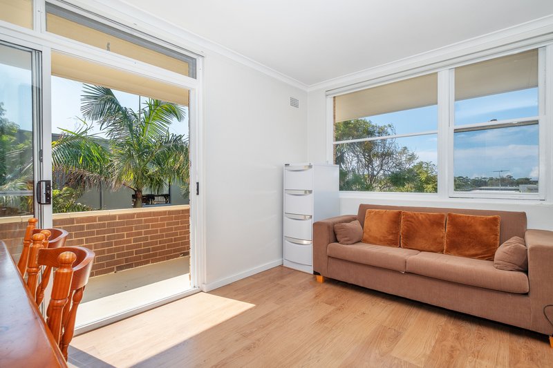 Photo - 13/13 Westminister Avenue, Dee Why NSW 2099 - Image 2