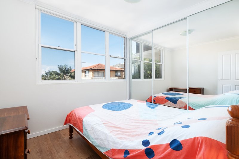 Photo - 13/13 Westminister Avenue, Dee Why NSW 2099 - Image 4