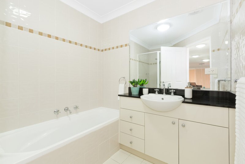 Photo - 13/14-18 Mansfield Avenue, Caringbah NSW 2229 - Image 6