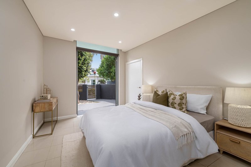 Photo - 13/14-20 Madeira Street, Sylvania NSW 2224 - Image 4