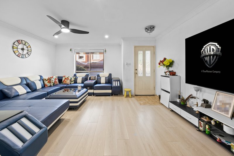 Photo - 13/14 Pine Road, Casula NSW 2170 - Image 2
