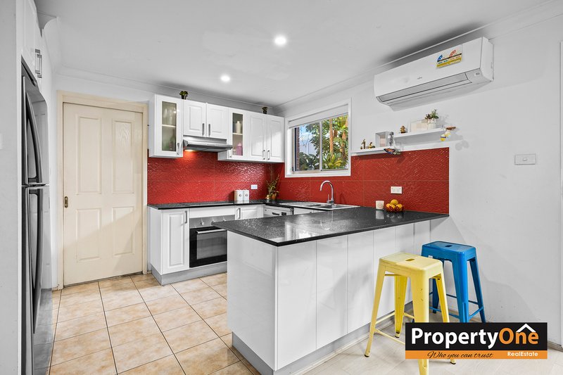 Photo - 13/14 Pine Road, Casula NSW 2170 - Image 4