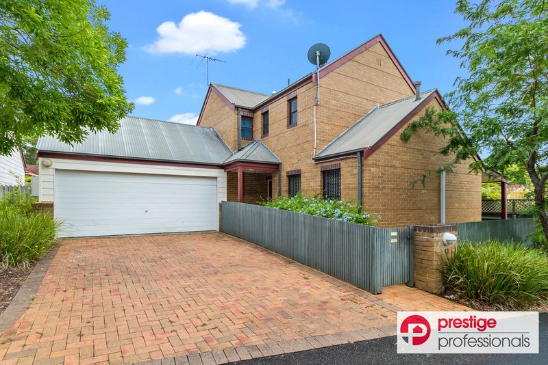 13/14 Provost Mews, Holsworthy NSW 2173