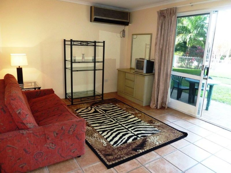 Photo - 131/403 Coral Coast Drive, Palm Cove QLD 4879 - Image 5