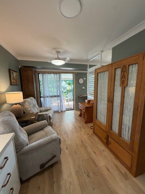 Photo - 13/15 Carmichael Court, Wynnum West QLD 4178 - Image 6