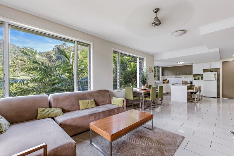 Photo - 13/15 Flame Tree Court, Airlie Beach QLD 4802 - Image 9