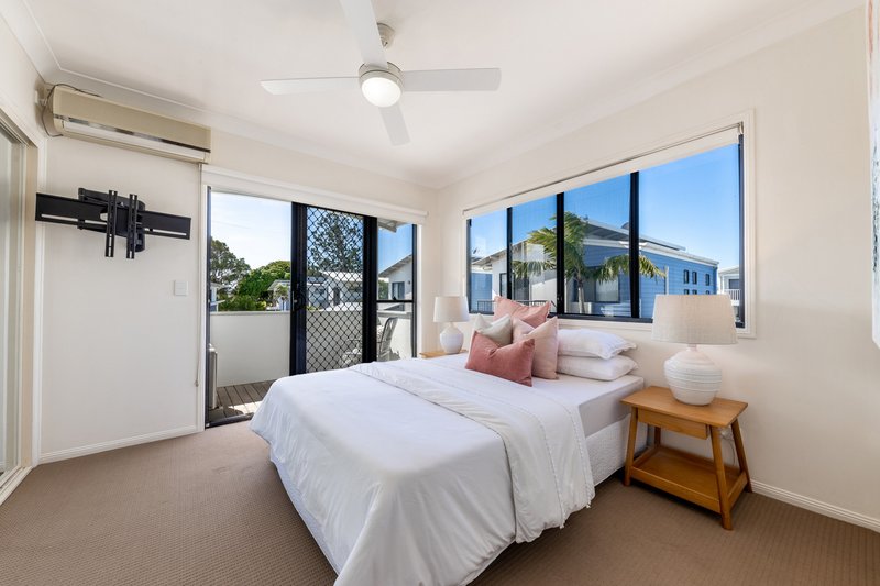 Photo - 13/15 Twelfth Avenue, Brighton QLD 4017 - Image 9