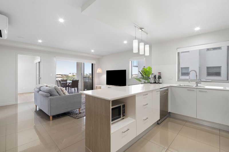 Photo - 1315/5 Cremin Street, Upper Mount Gravatt QLD 4122 - Image 8