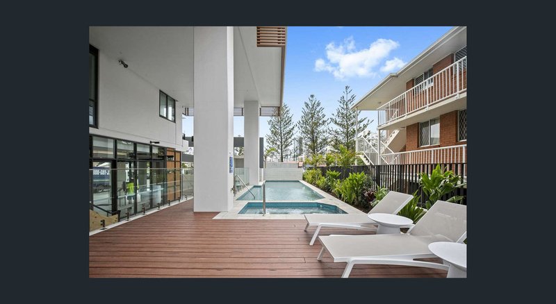 Photo - 13/16-18 Chelsea Avenue, Broadbeach QLD 4218 - Image 9