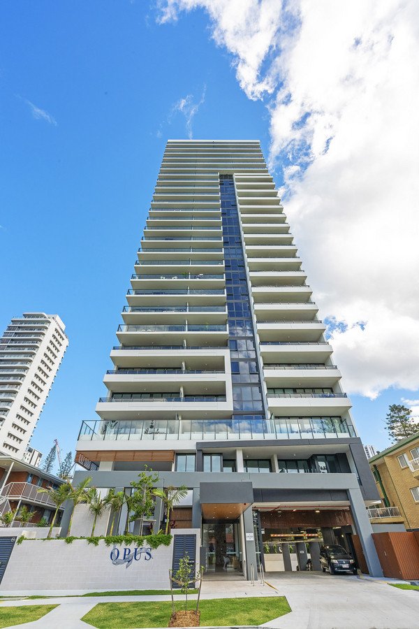 Photo - 13/16-18 Chelsea Avenue, Broadbeach QLD 4218 - Image 13