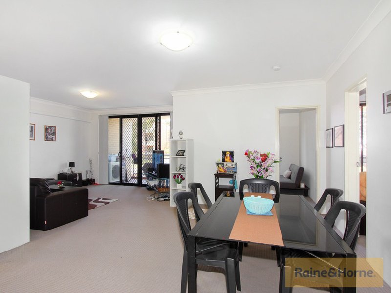 Photo - 13/16-24 Oxford Street, Blacktown NSW 2148 - Image 3