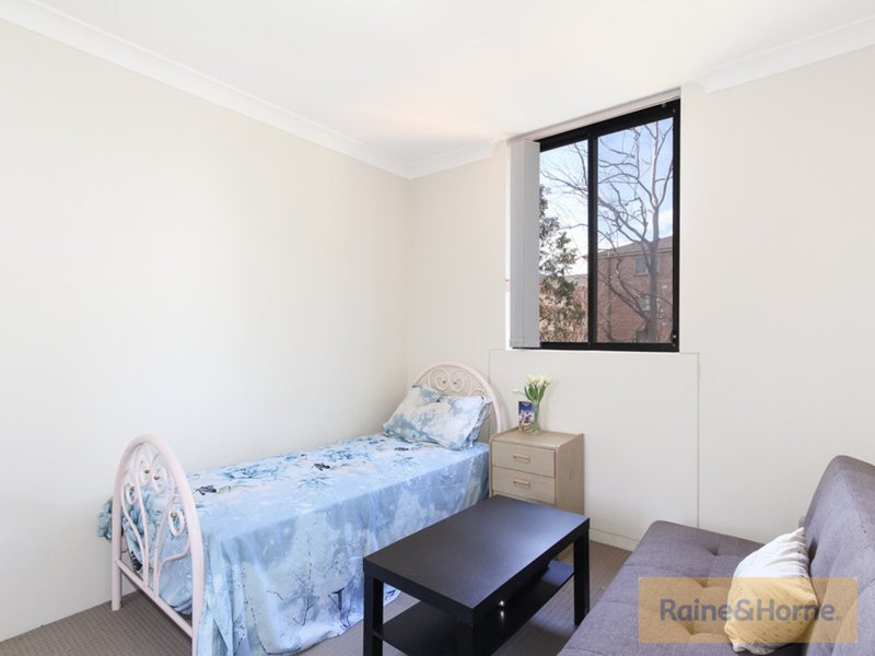 Photo - 13/16-24 Oxford Street, Blacktown NSW 2148 - Image 6