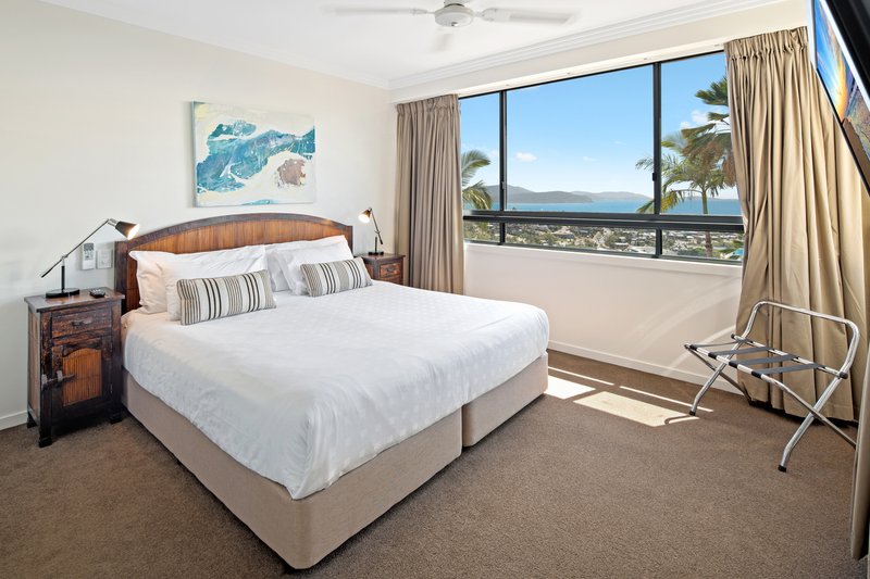 Photo - 13/16 Golden Orchid Drive, Airlie Beach QLD 4802 - Image 8