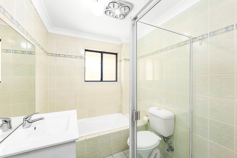 Photo - 13/17-19 Henley Road, Homebush West NSW 2140 - Image 6