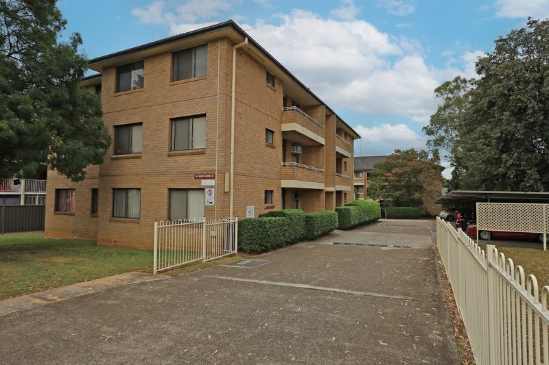 Photo - 13/171-173 Derby Street, Penrith NSW 2750 - Image 2