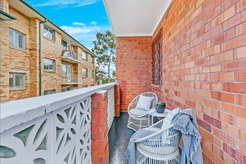 Photo - 13/18-19 Bank Street, Meadowbank NSW 2114 - Image 6