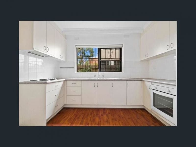 Photo - 1/318 Dandenong Road, St Kilda East VIC 3183 - Image 2