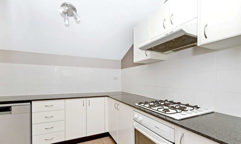 Photo - 13/180-182 Station Street, Wentworthville NSW 2145 - Image 3