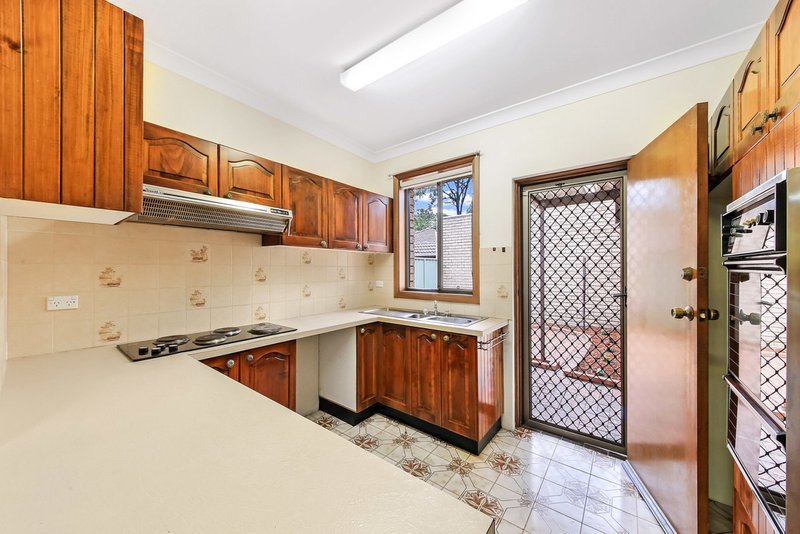 Photo - 13/18A-22 Wyatt Avenue, Burwood NSW 2134 - Image 4