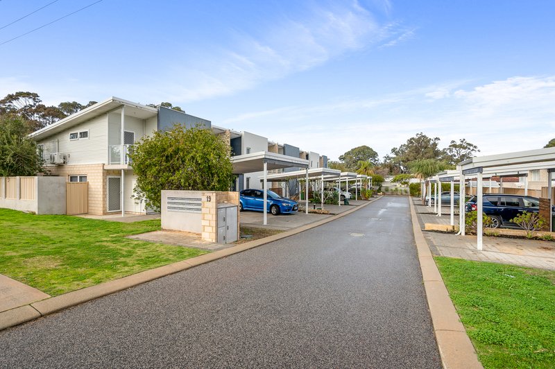 Photo - 13/19 Eacott Street, Mandurah WA 6210 - Image 4