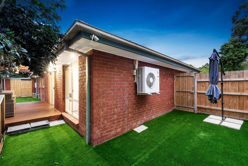 Photo - 1/319 Waverley Road, Mount Waverley VIC 3149 - Image 7