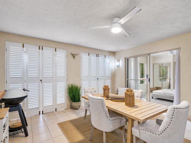 Photo - 1319/2-10 Greenslopes Street, Cairns North QLD 4870 - Image 4