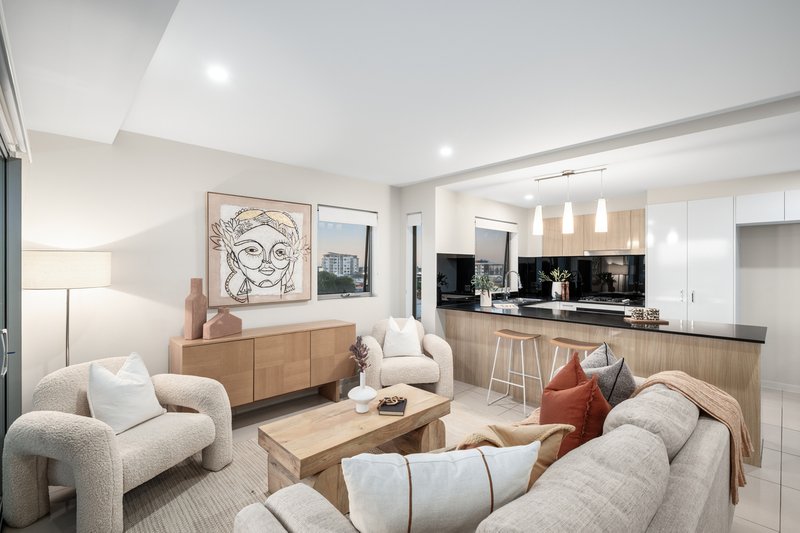 Photo - 1319/5 Cremin Street, Upper Mount Gravatt QLD 4122 - Image 4