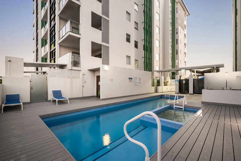Photo - 1319/5 Cremin Street, Upper Mount Gravatt QLD 4122 - Image 17
