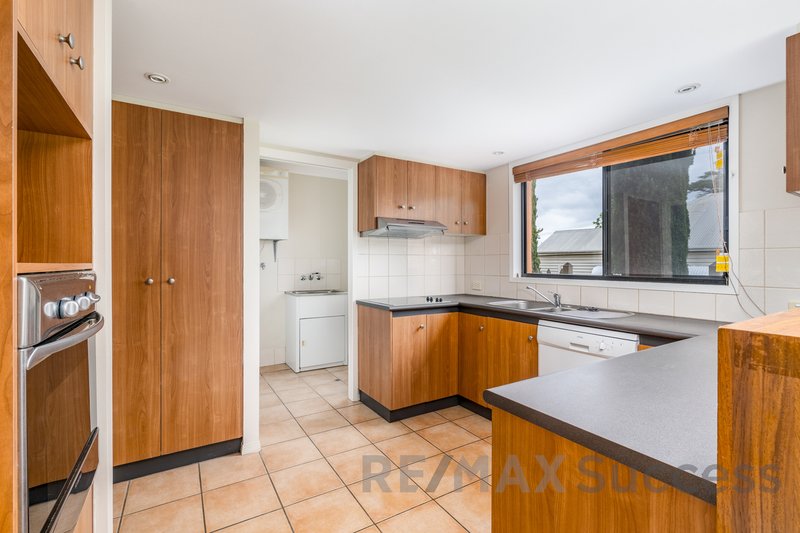 Photo - 13/1A Stirling Street, East Toowoomba QLD 4350 - Image 3